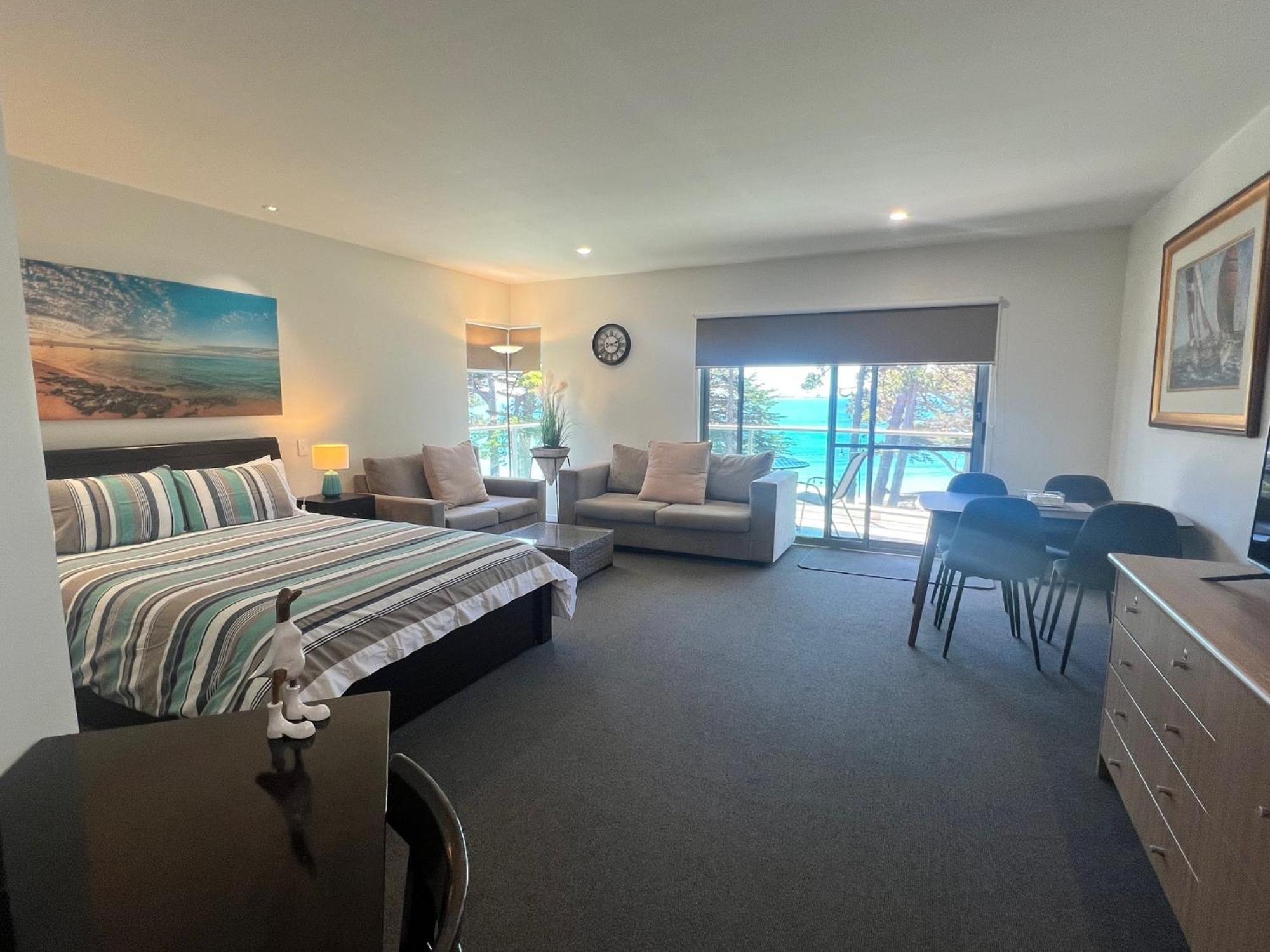 Phillip Island Holiday Apartments كاوز المظهر الخارجي الصورة